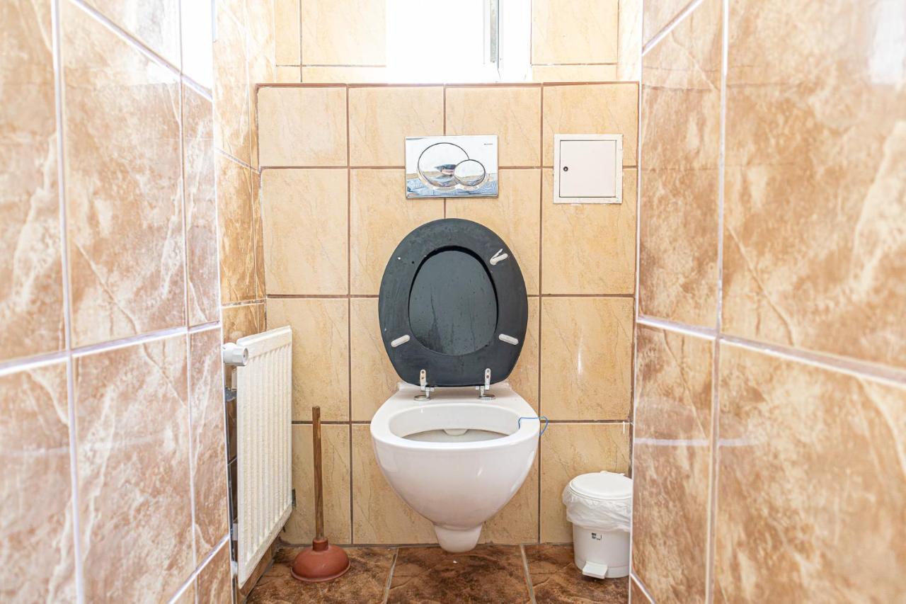 Elegant Haven: Stylish And Spacious 3Br Apartment ウィーン エクステリア 写真