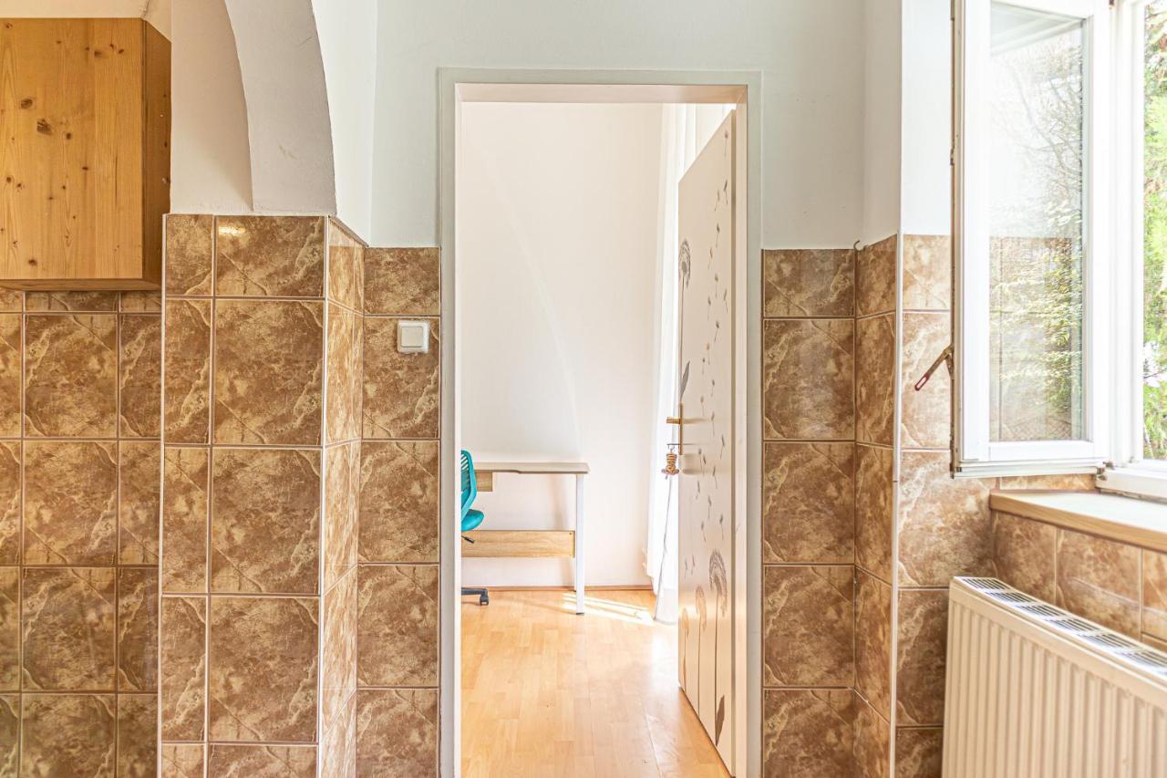 Elegant Haven: Stylish And Spacious 3Br Apartment ウィーン エクステリア 写真
